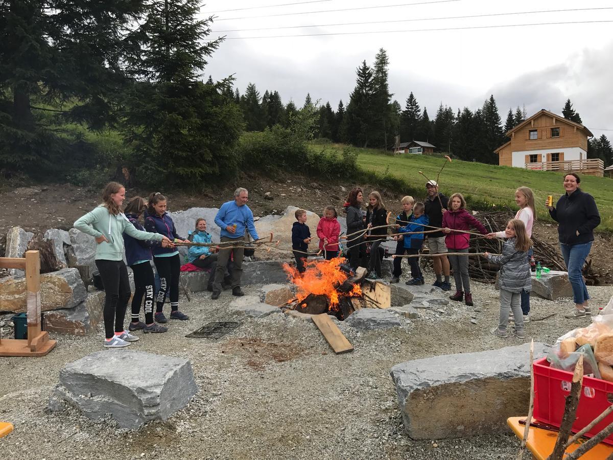 Chaletdorf-Fanningberg Weisspriach Eksteriør bilde